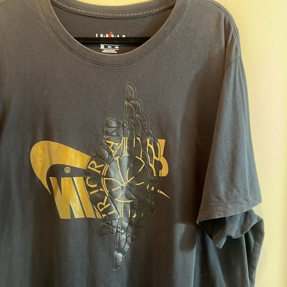 Rare Jordan Tee Shirt with Nike & Air Jordan Wing Logos. - Picture 3 of 5